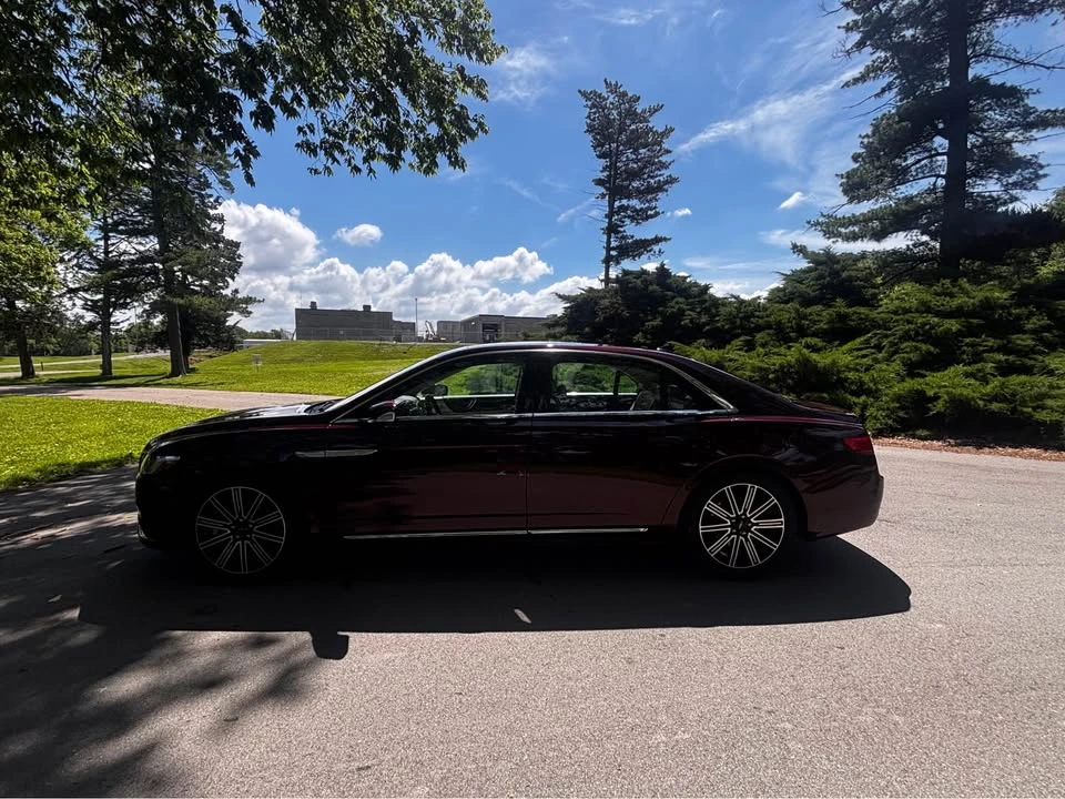 2019 Lincoln Continental 10th Gen - Image 3 of 7