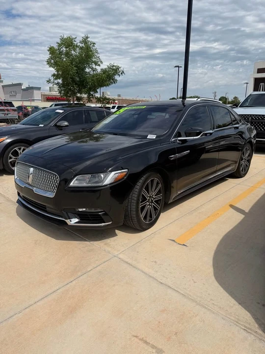 2019 Lincoln Continental 10th Gen - Image 2 of 5