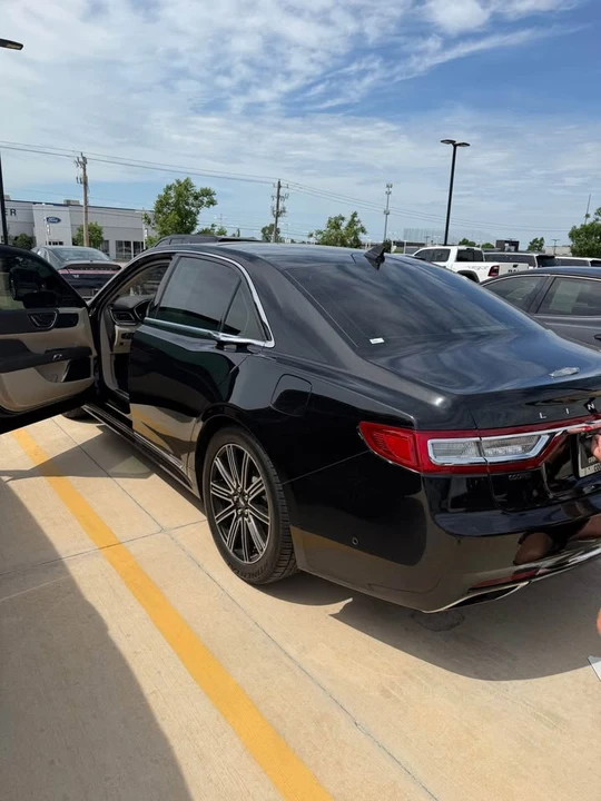 2019 Lincoln Continental 10th Gen - Image 5 of 5