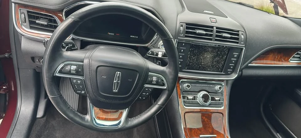 2019 Lincoln Continental 10th Gen - Image 3 of 4