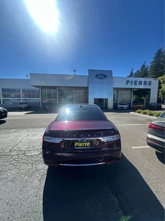 2019 Lincoln Continental 10th Gen - Image 6 of 11