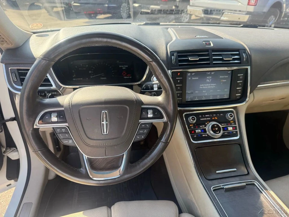 2019 Lincoln Continental 10th Gen - Image 15 of 21