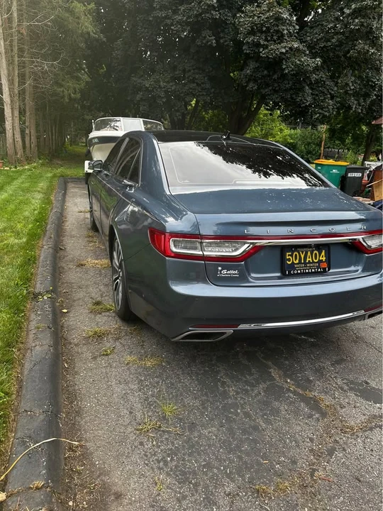 2019 Lincoln Continental 10th Gen - Image 6 of 6