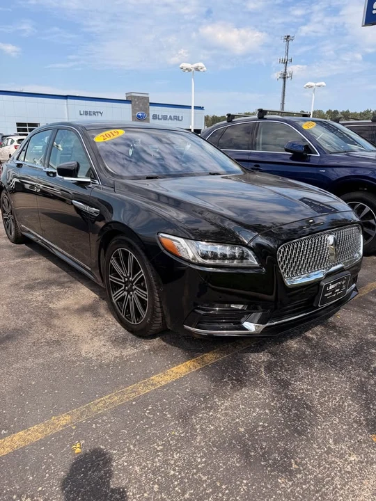 2019 Lincoln Continental 10th Gen - Image 3 of 9