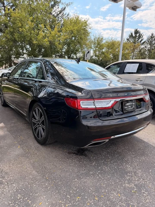 2019 Lincoln Continental 10th Gen - Image 6 of 9