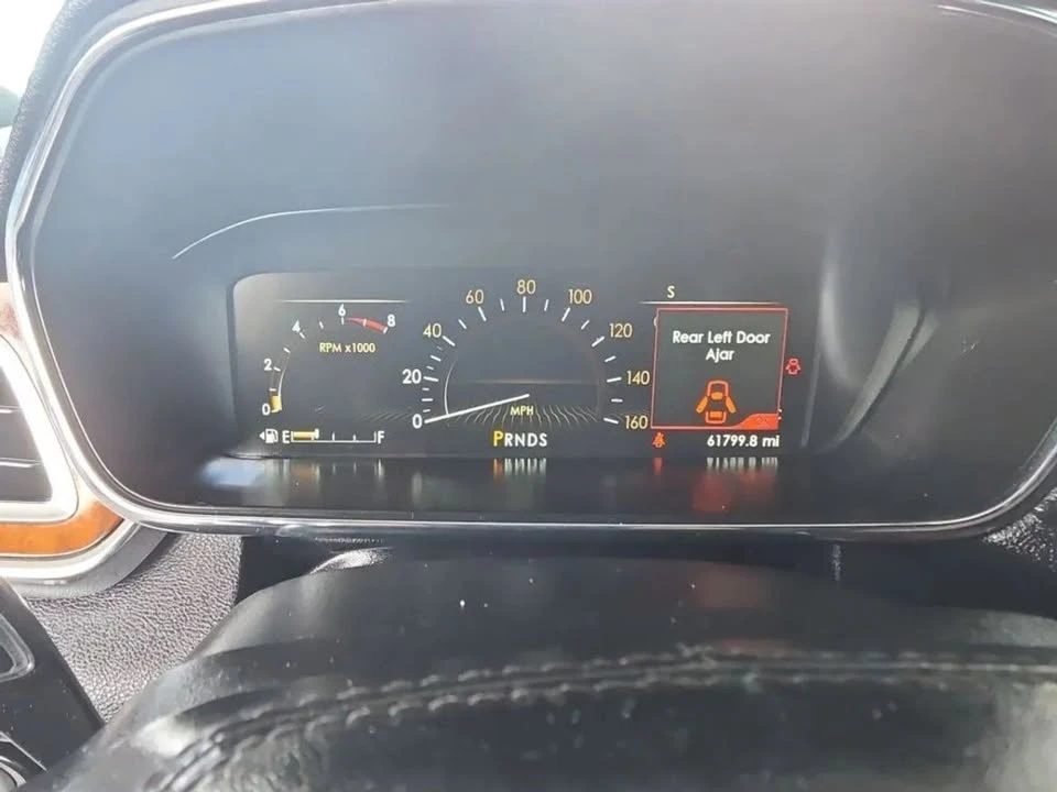 2019 Lincoln Continental 10th Gen - Image 9 of 12