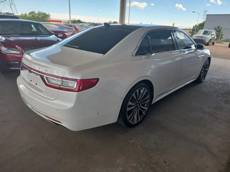 2019 Lincoln Continental 10th Gen - Image 5 of 12