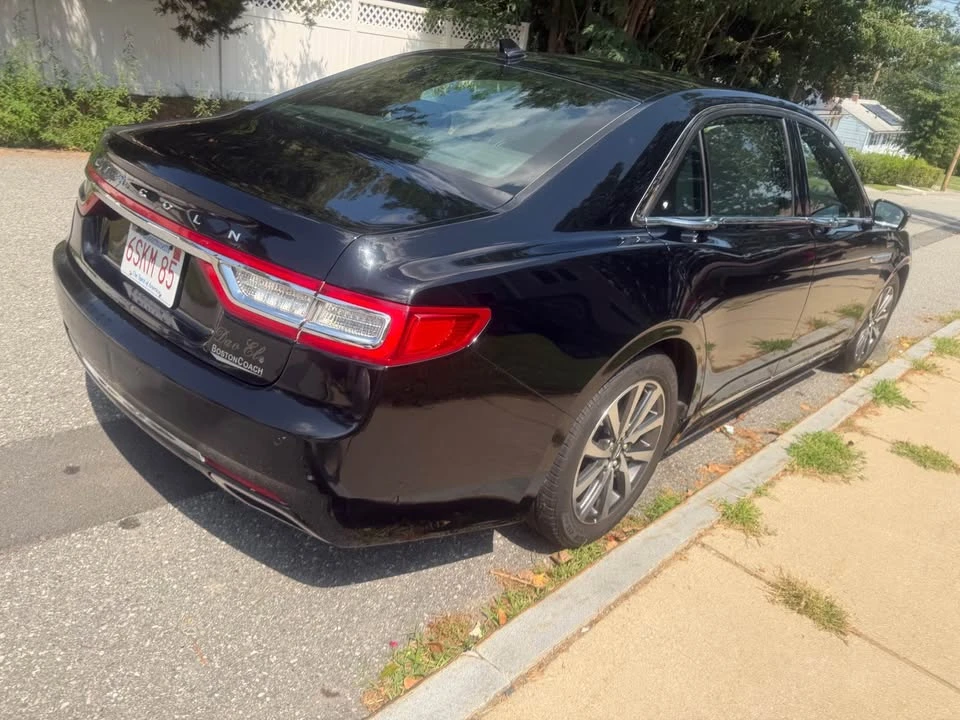 2019 Lincoln Continental 10th Gen - Image 4 of 6