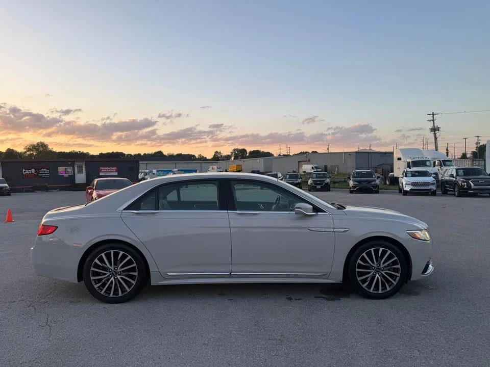 2019 Lincoln Continental 10th Gen - Image 7 of 19