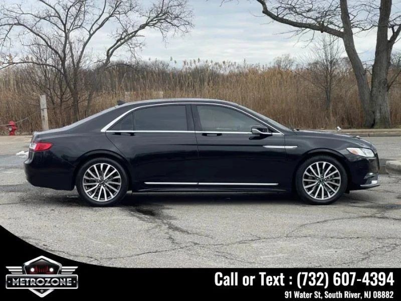 2019 Lincoln Continental 10th Gen - Image 8 of 12