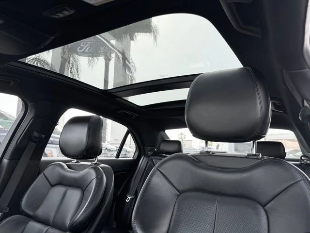 2019 Lincoln Continental 10th Gen - Image 18 of 31