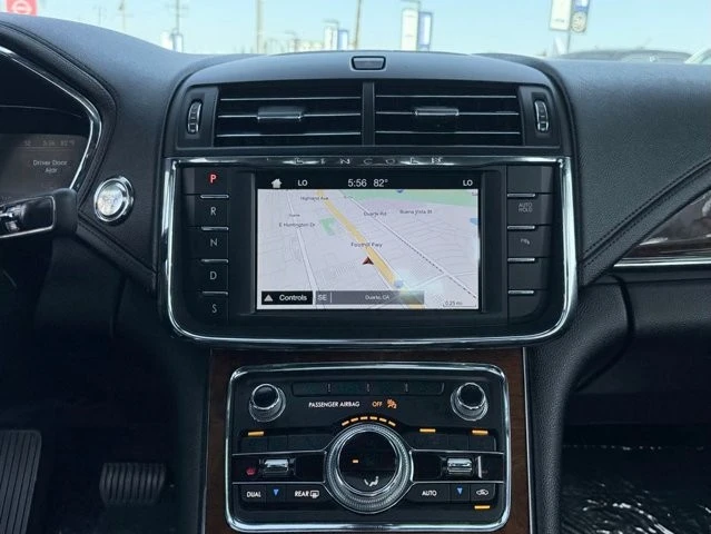 2019 Lincoln Continental 10th Gen - Image 24 of 31
