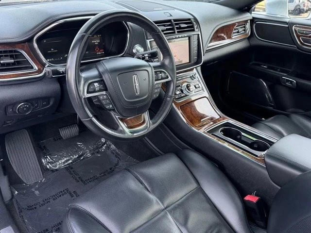 2019 Lincoln Continental 10th Gen - Image 28 of 31