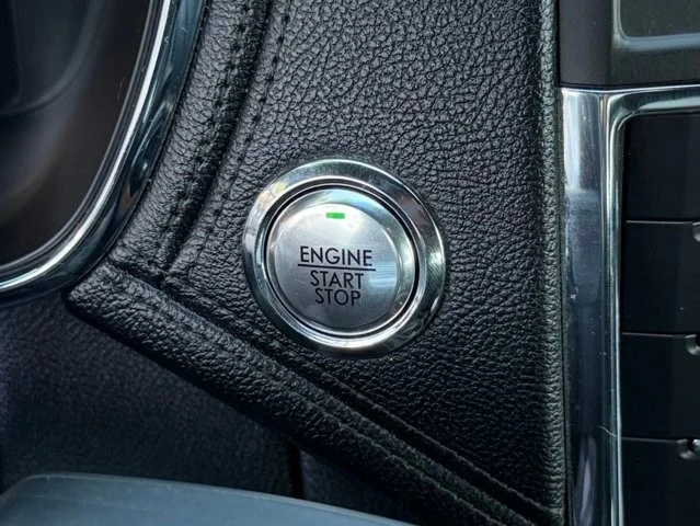 2019 Lincoln Continental 10th Gen - Image 23 of 31