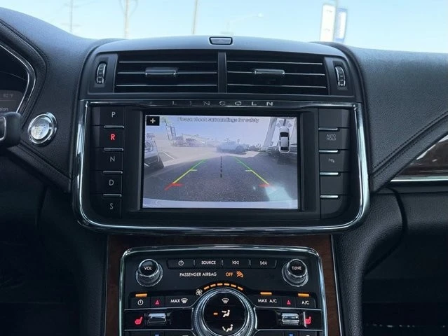 2019 Lincoln Continental 10th Gen - Image 25 of 31