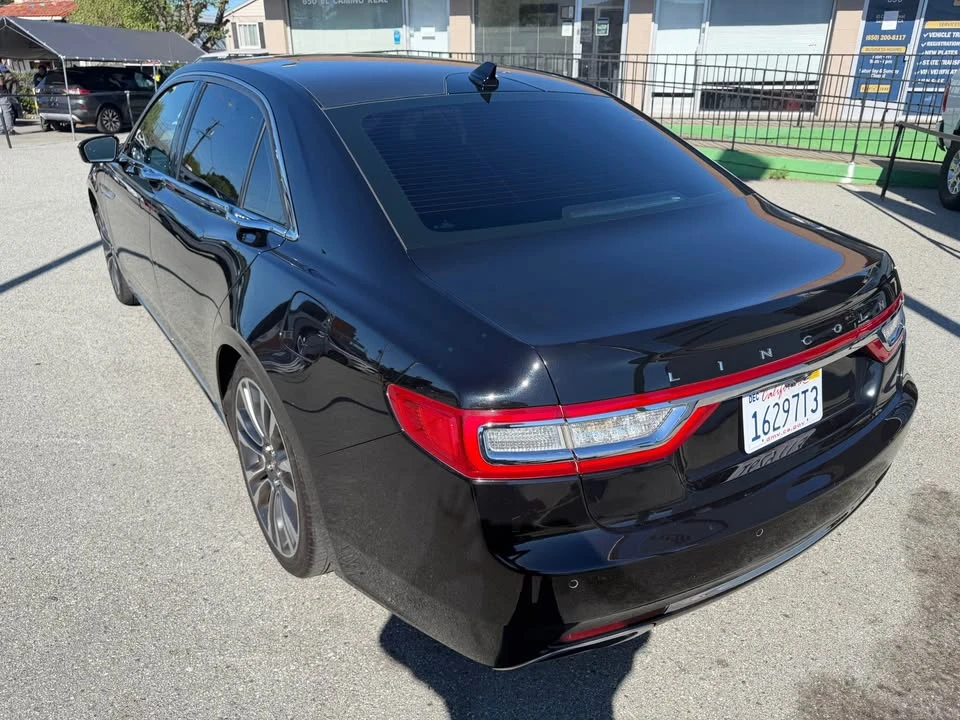 2019 Lincoln Continental 10th Gen - Image 2 of 11