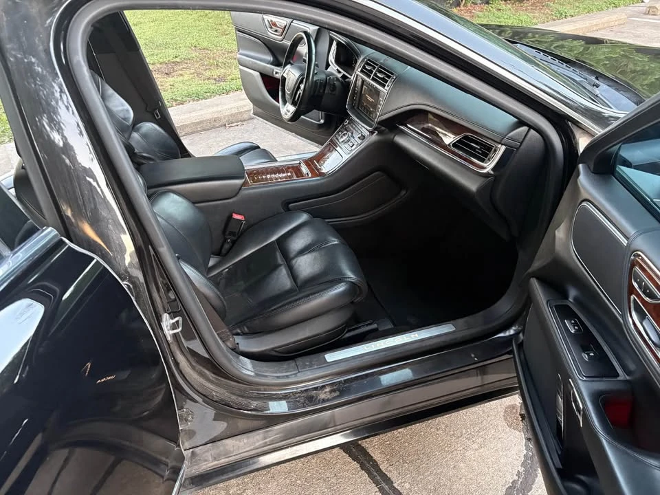 2019 Lincoln Continental 10th Gen - Image 8 of 8