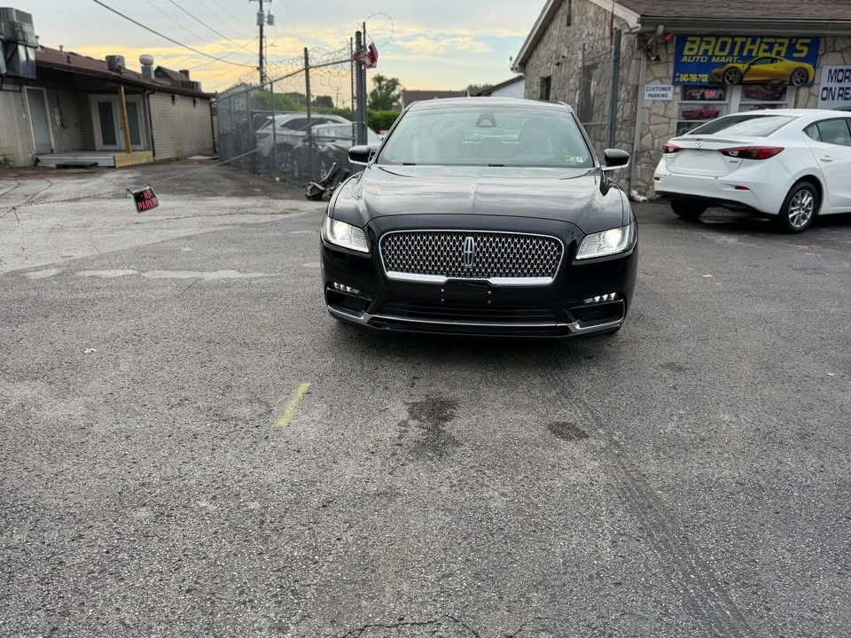 2019 Lincoln Continental 10th Gen - Image 2 of 14