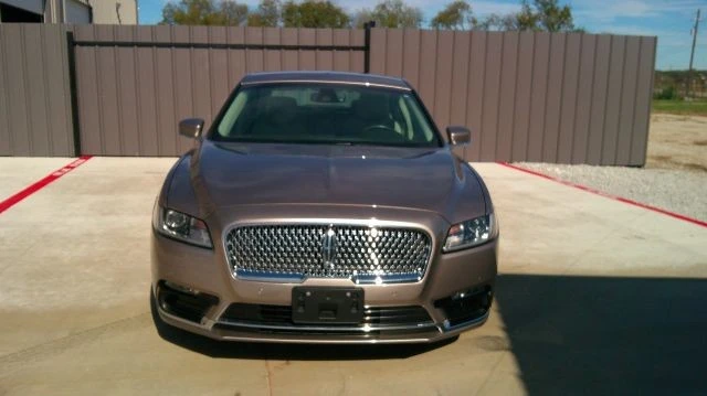 2019 Lincoln Continental 10th Gen - Image 3 of 21
