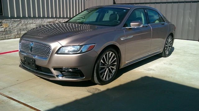 2019 Lincoln Continental 10th Gen - Image 6 of 21