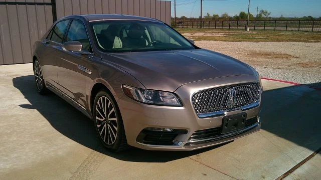 2019 Lincoln Continental 10th Gen - Image 20 of 21