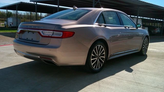 2019 Lincoln Continental 10th Gen - Image 15 of 21