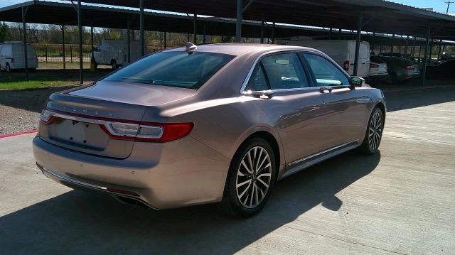 2019 Lincoln Continental 10th Gen - Image 16 of 21