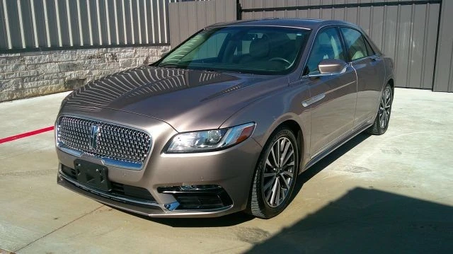 2019 Lincoln Continental 10th Gen - Image 5 of 21