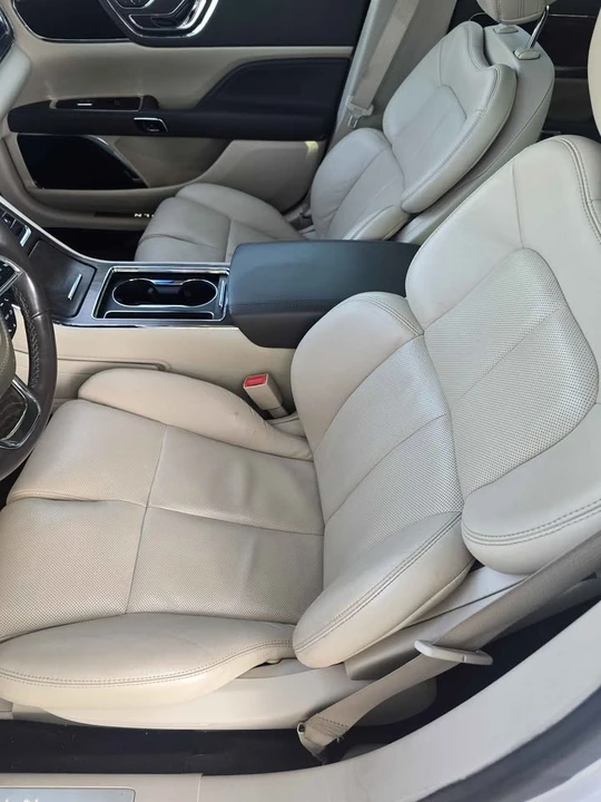 2019 Lincoln Continental 10th Gen - Image 6 of 10