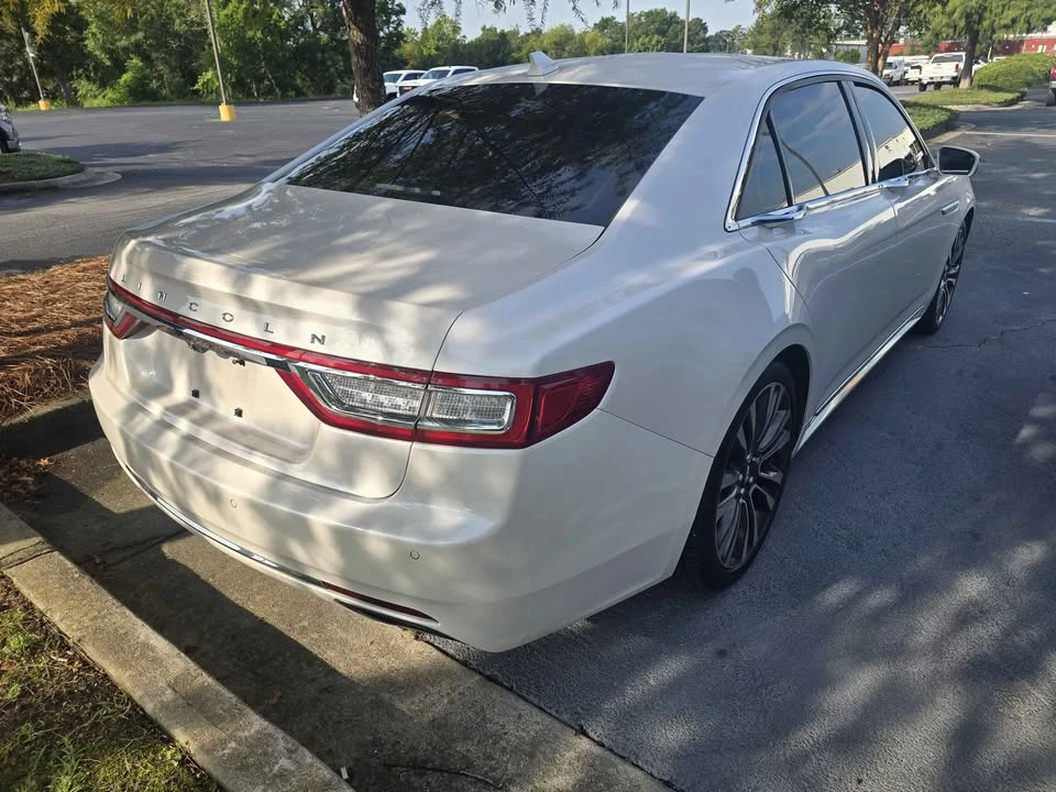 2019 Lincoln Continental 10th Gen - Image 4 of 10