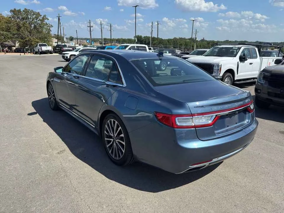 2019 Lincoln Continental 10th Gen - Image 5 of 9