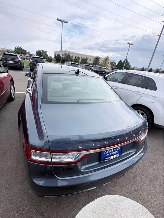 2019 Lincoln Continental 10th Gen - Image 10 of 11