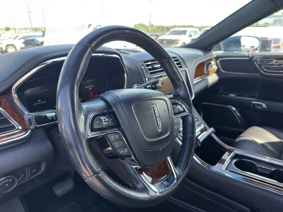 2019 Lincoln Continental 10th Gen - Image 6 of 9