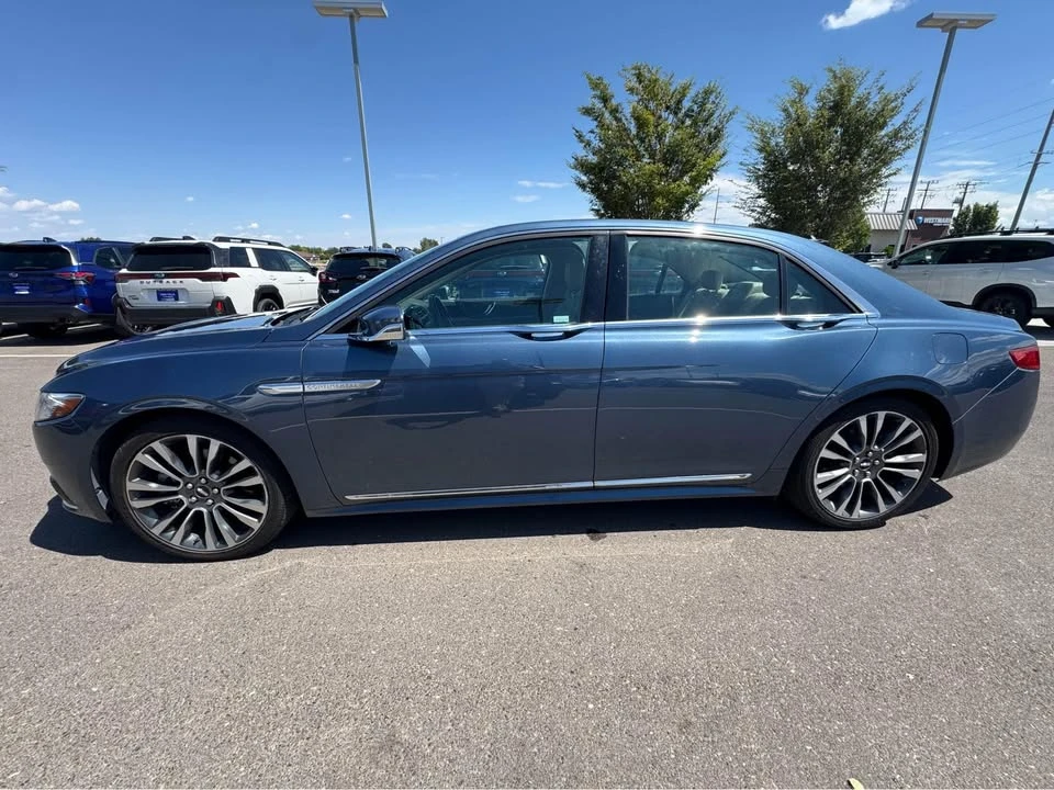 2019 Lincoln Continental 10th Gen - Image 2 of 19