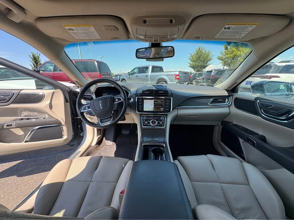 2019 Lincoln Continental 10th Gen - Image 11 of 19