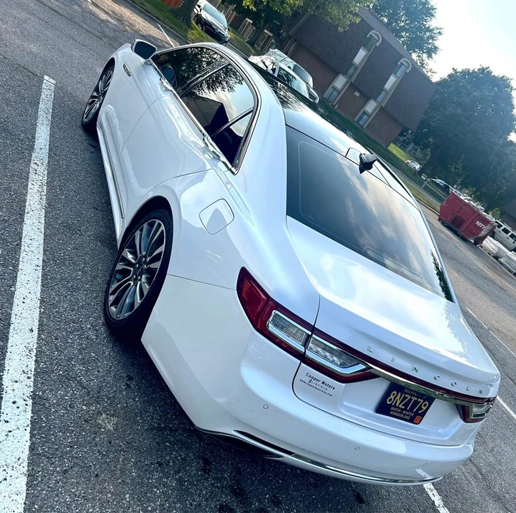 2019 Lincoln Continental 10th Gen - Image 3 of 5