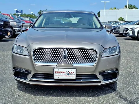 2019 Lincoln Continental Select Sedan 4D