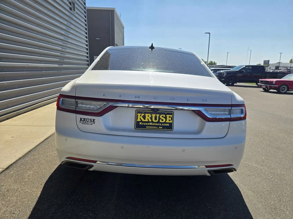 2019 Lincoln Continental 10th Gen - Image 6 of 12