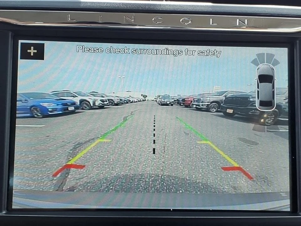 2019 Lincoln Continental 10th Gen - Image 8 of 20