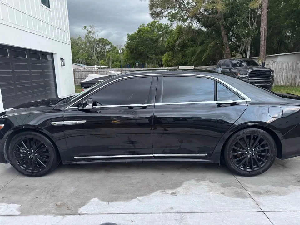 2019 Lincoln Continental 10th Gen - Image 4 of 11