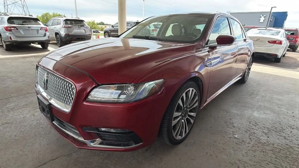 2019 Lincoln Continental 10th Gen - Image 3 of 18