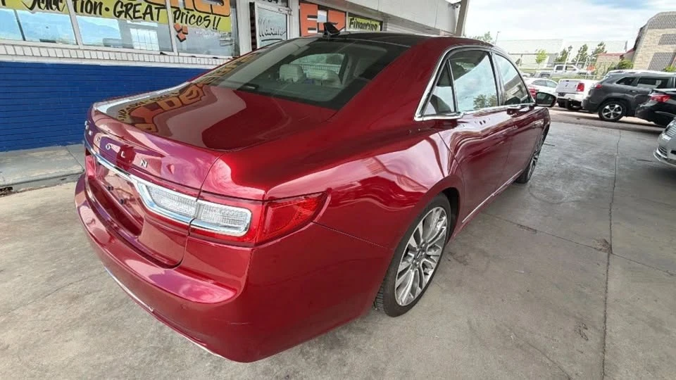 2019 Lincoln Continental 10th Gen - Image 7 of 18