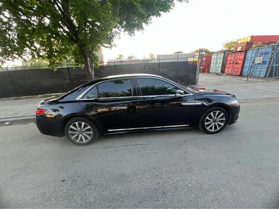 2019 Lincoln Continental 10th Gen - Image 2 of 6