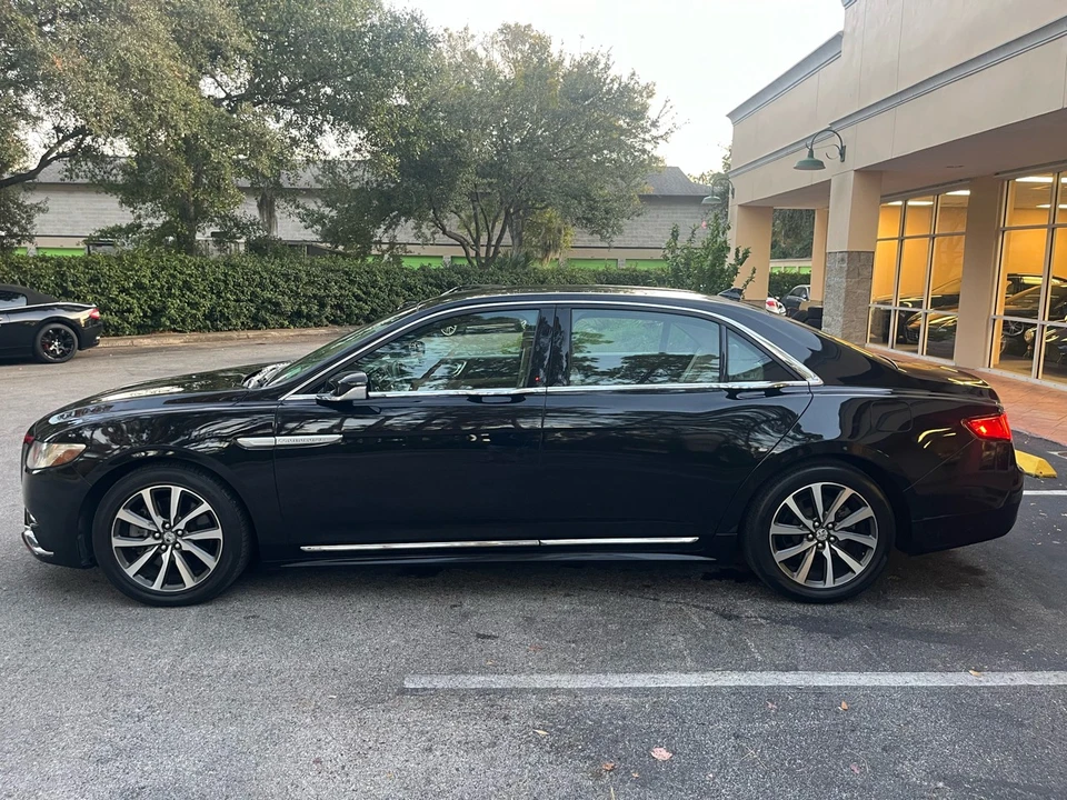 2019 Lincoln Continental 10th Gen - Image 10 of 12