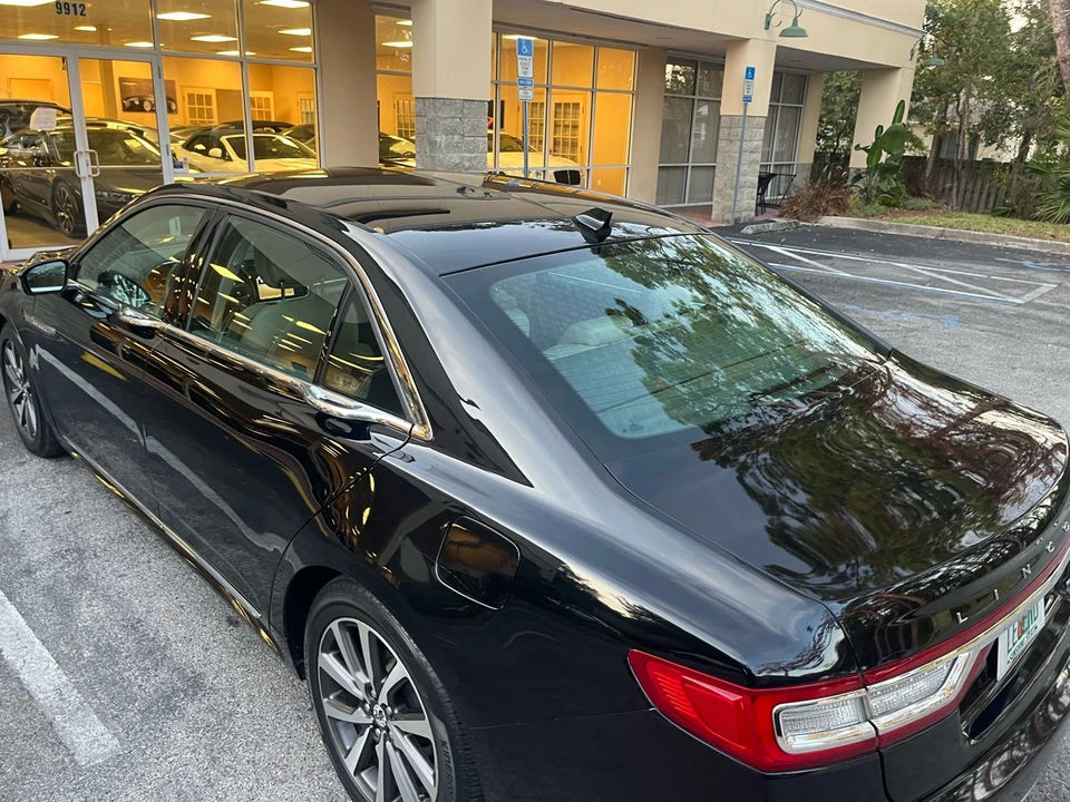 2019 Lincoln Continental 10th Gen - Image 9 of 12