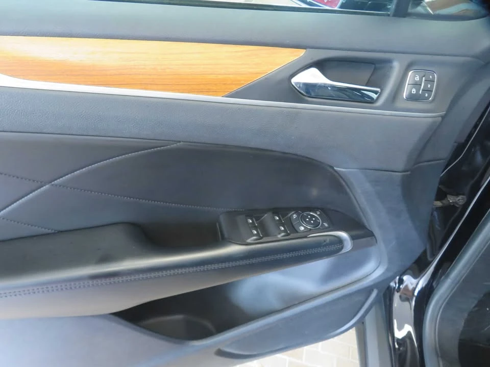 2019 Lincoln MKC - Image 14 of 20