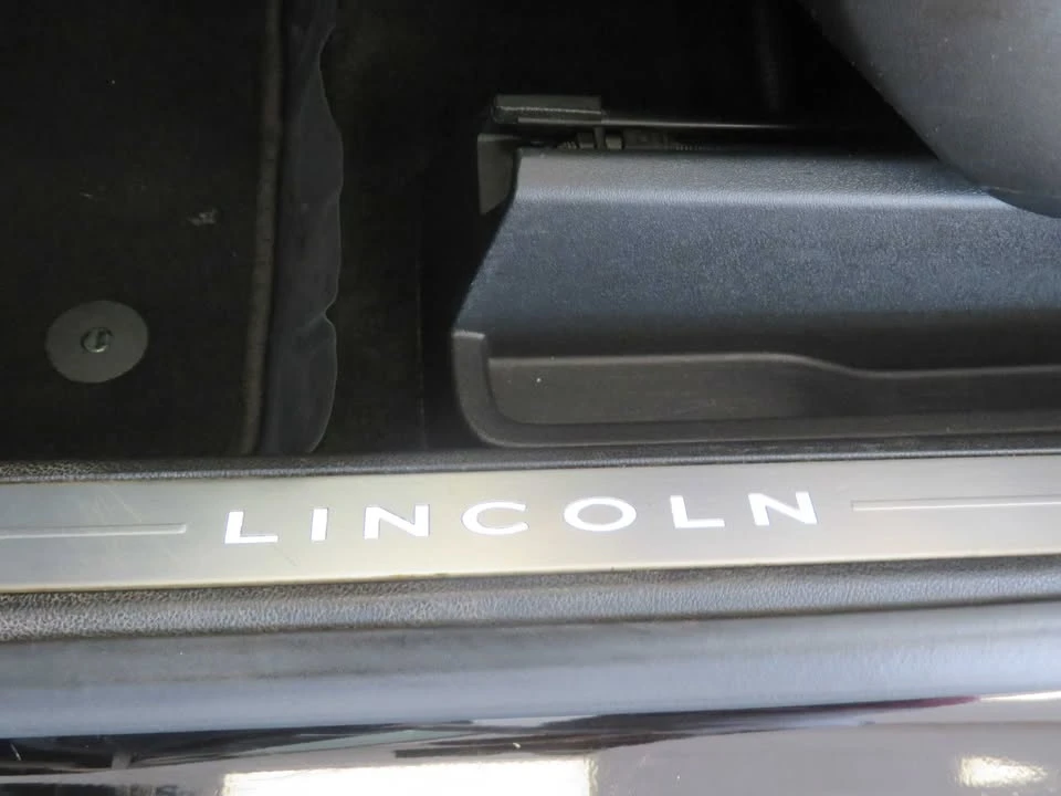 2019 Lincoln MKC - Image 17 of 20