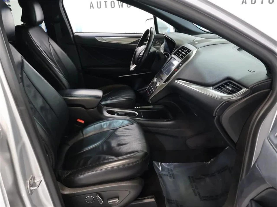 2019 Lincoln MKC - Image 29 of 31