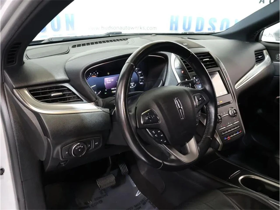 2019 Lincoln MKC - Image 12 of 31