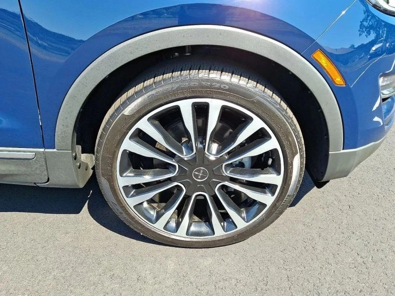2019 Lincoln MKC - Image 8 of 12